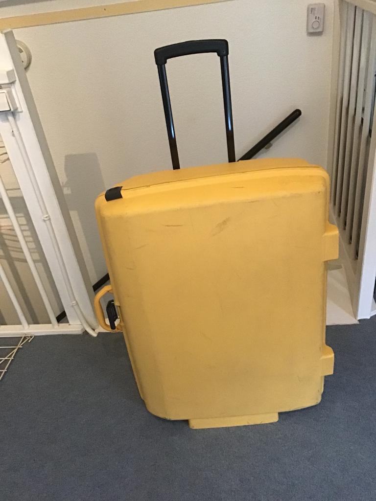 Koffer, Sieraden, Tassen en Uiterlijk, Koffers, Hard kunststof, 45 tot 55 cm, Zo goed als nieuw, 70 cm of meer