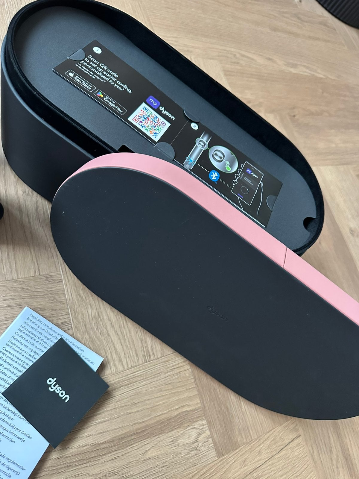 Dyson airwrap i.d. Straight & wavy, Ophalen of Verzenden, Nieuw, Föhn of Haardroger