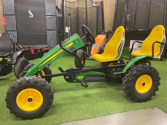 Berg Traxx John Deere Fendt Case Claas BFR tractor nu €823, Kinderen en Baby's, Speelgoed | Buiten | Skelters, Ophalen of Verzenden