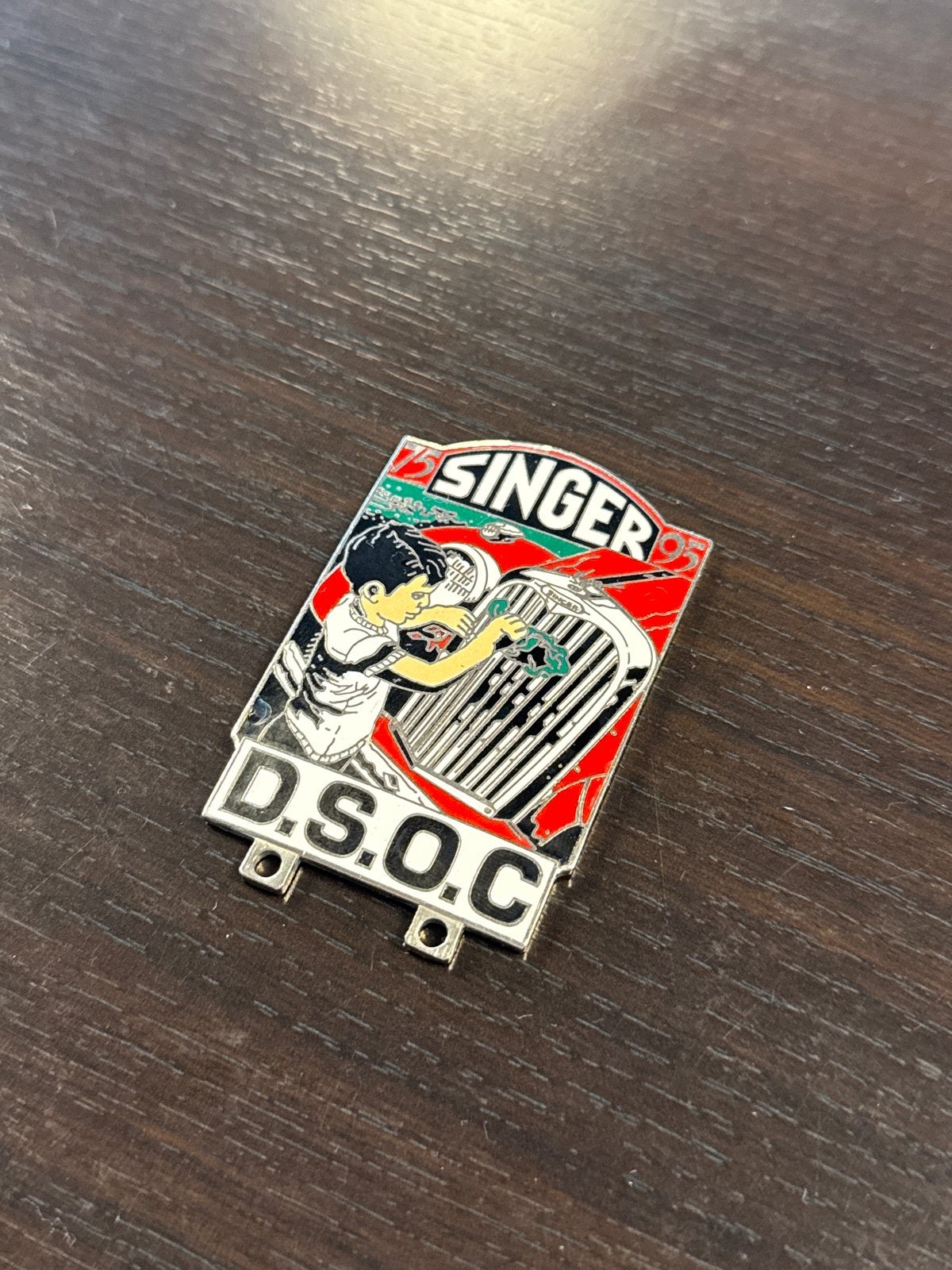 Vintage Singer D.S.O.C. emaille badge - embleem, Ophalen of Verzenden, Gebruikt