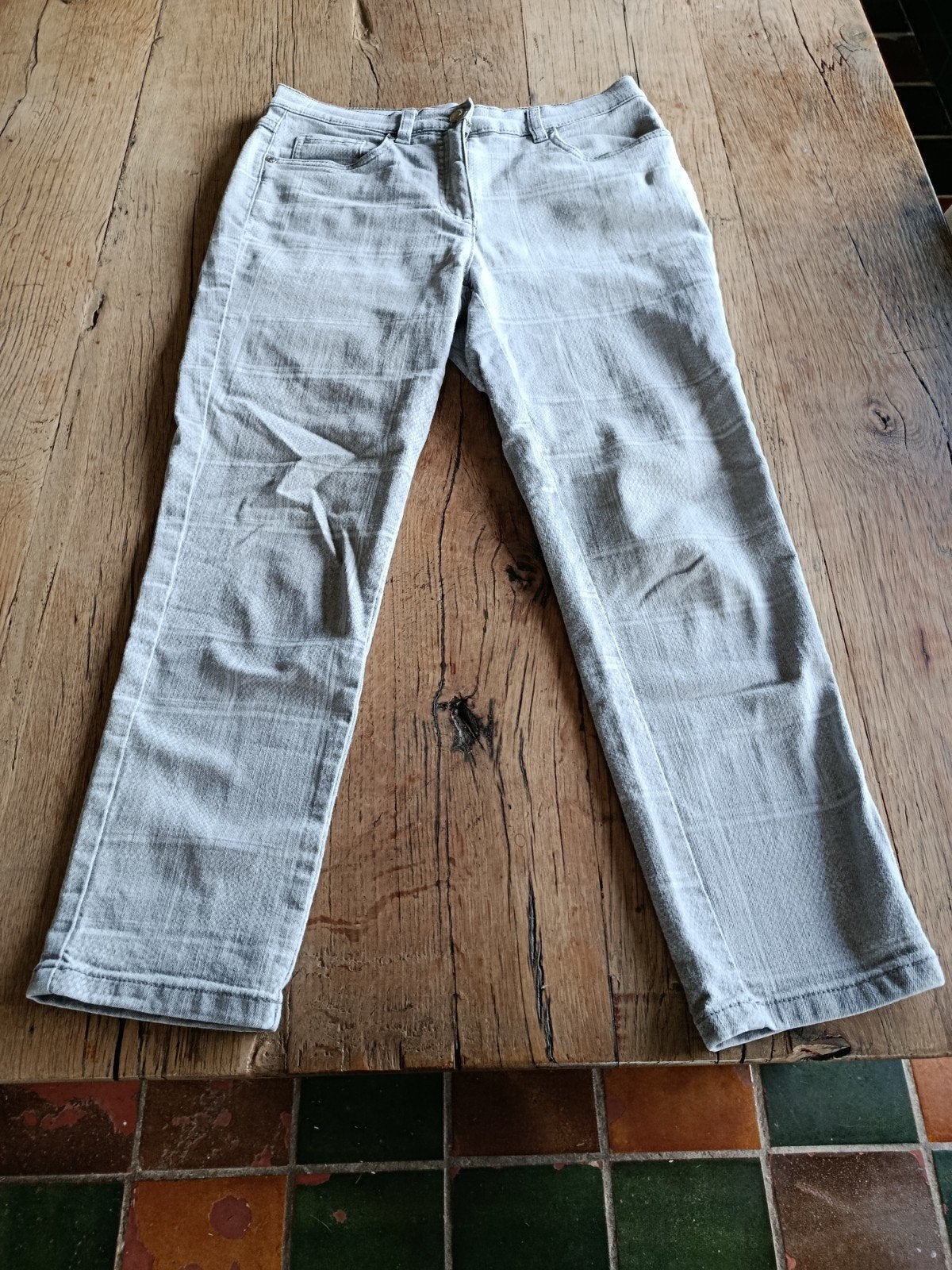 Grijze driekwart broek BonPrix maat 38, Maat 38/40 (M), Bonprix, Ophalen of Verzenden, Zo goed als nieuw