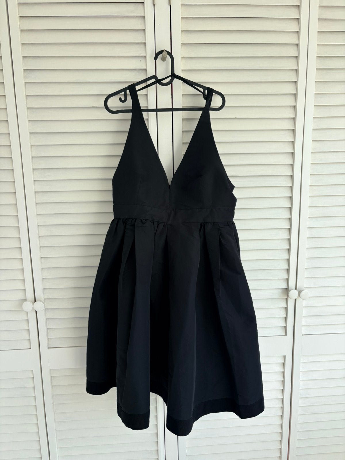 Nieuw toffe jurk ! Cos, Kleding | Dames, Zwart, Maat 42/44 (L), Cocktailjurk, Ophalen of Verzenden