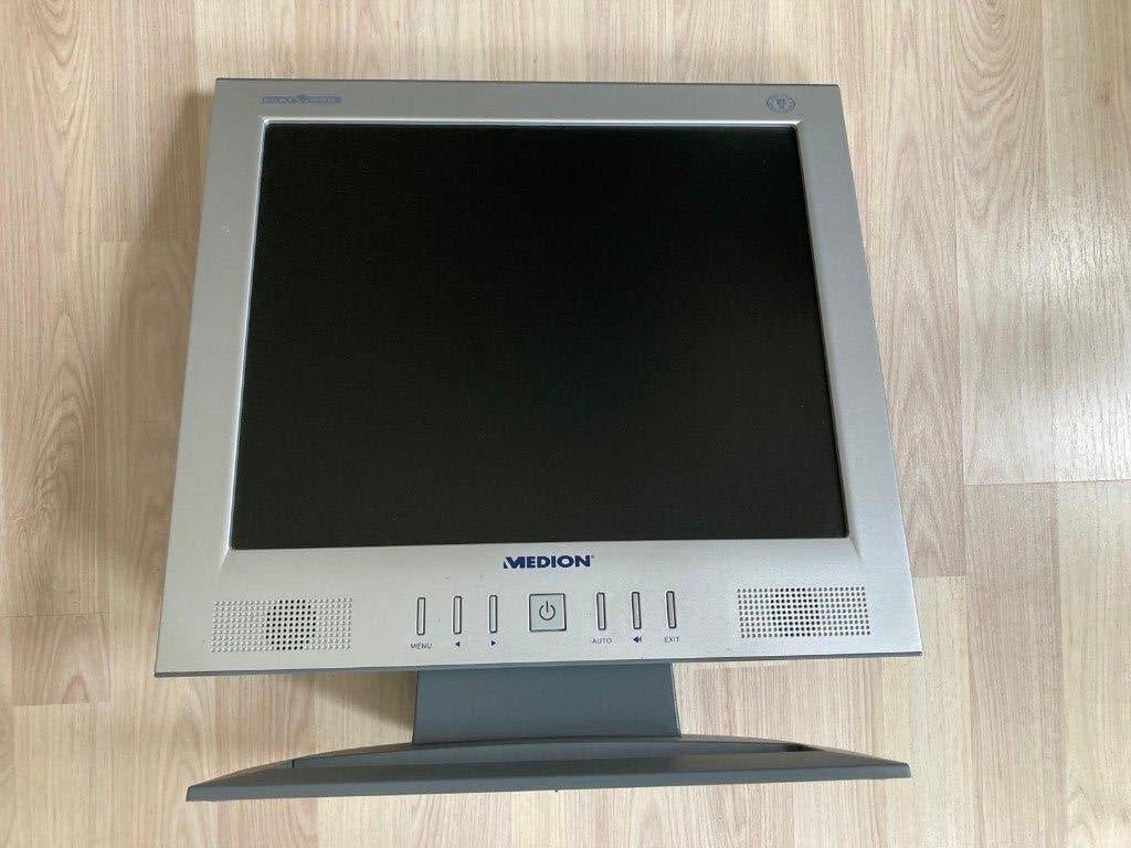 MEDION PC monitor bieden !, Computers en Software, Ophalen, Gebruikt, Ingebouwde speakers, 17 inch