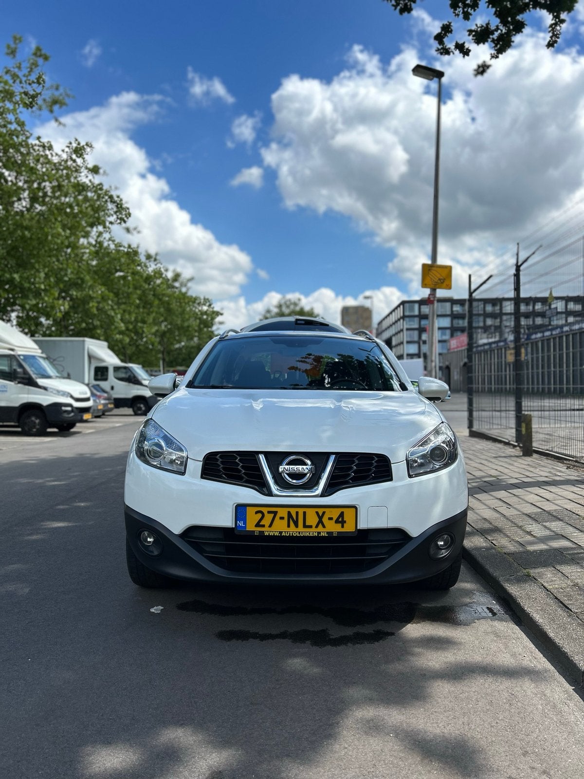 Nissan met 7 zitplaatsen     Benzine en LPG (gas), Auto's, Voorwielaandrijving, 4 cilinders, 7 stoelen, Wit