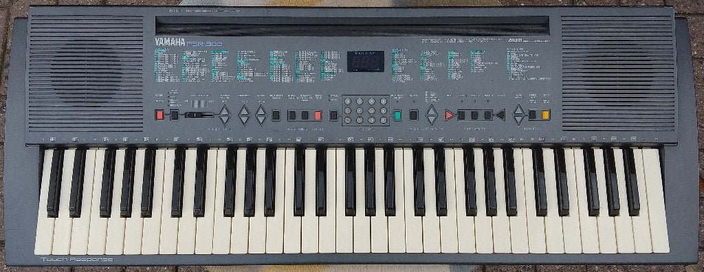 yamaha psr-300 keyboard,incl stroomblokje,werkt goed., Muziek en Instrumenten, Ophalen, Gebruikt, Yamaha, Overige aantallen