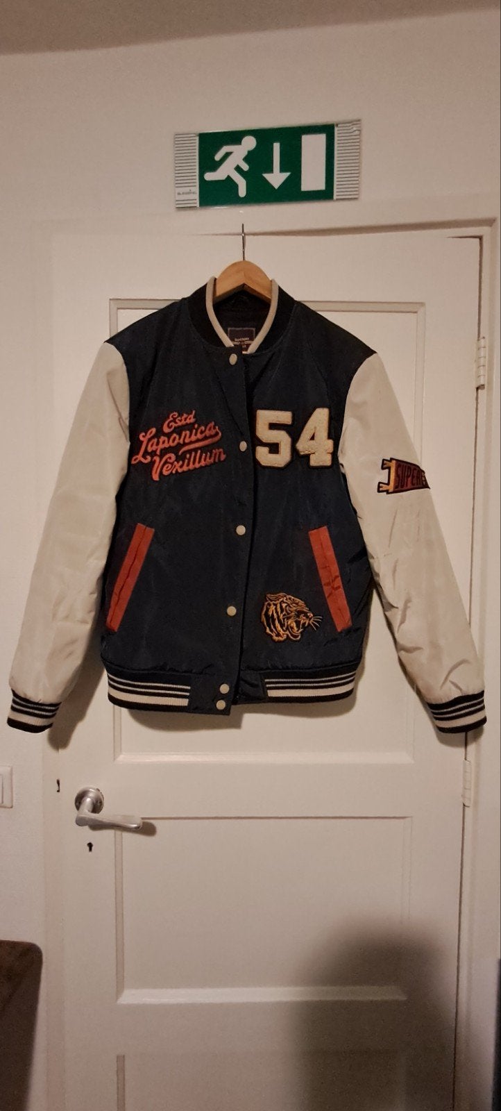 Superdry Varsity Jacket - Maat M, Ophalen of Verzenden, Zo goed als nieuw, Superdry, Maat 48/50 (M)