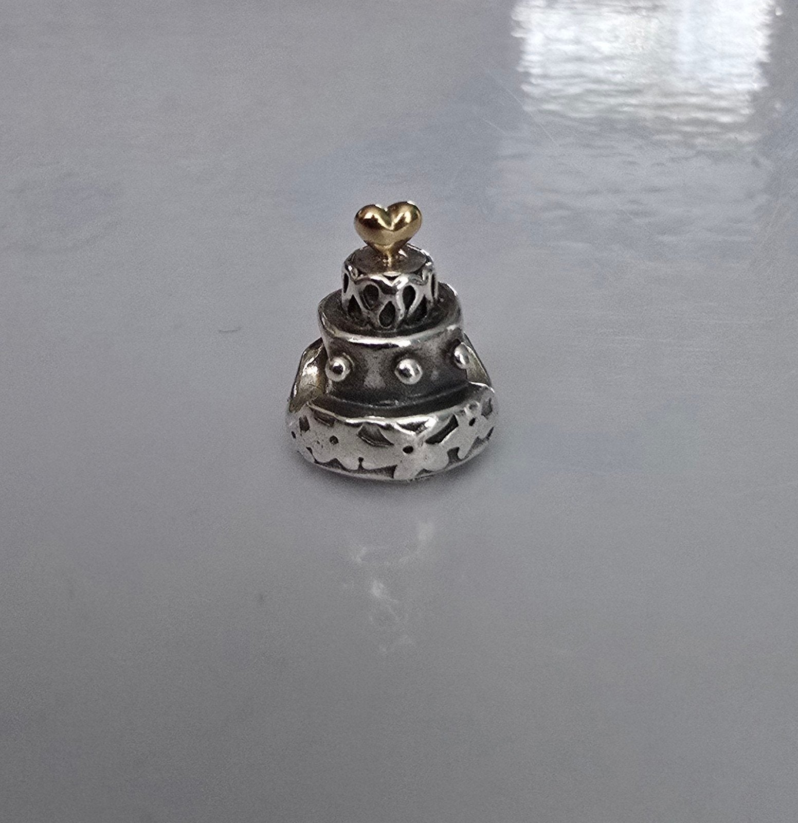 Prachtige originele bicolor Pandora bedel - zilver met goud, Ophalen of Verzenden, Zo goed als nieuw, Goud, Pandora
