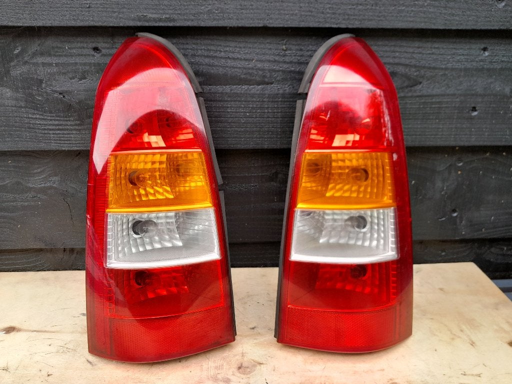 ACHTERLICHT L+R - Origineel - OPEL ASTRA G STATION / CARAVAN, Auto-onderdelen, Verzenden, Gebruikt, Opel