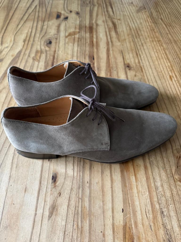 Minelli Suede Schoen - Taupe - Maat 45, Ophalen of Verzenden, Gedragen, Overige kleuren, Veterschoenen