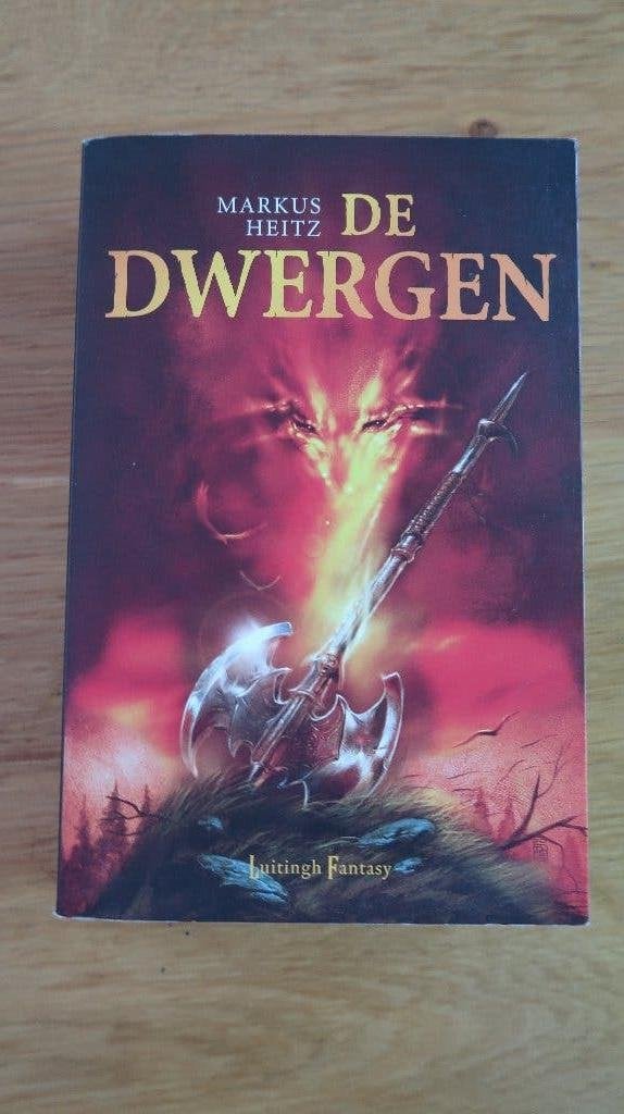 De dwergen deel 1 van Markus Heitz fantasyboek, Boeken, Ophalen of Verzenden, Zo goed als nieuw, Markus Heitz