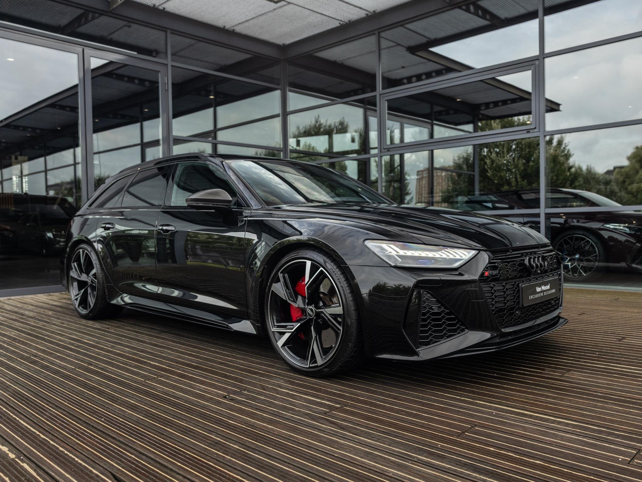 Audi RS6 Avant 4.0 TFSI quattro | DYNAMIC | HEAD-UP DISPLAY, 12 maanden, Lichtsensor, Gebruikt, Leder