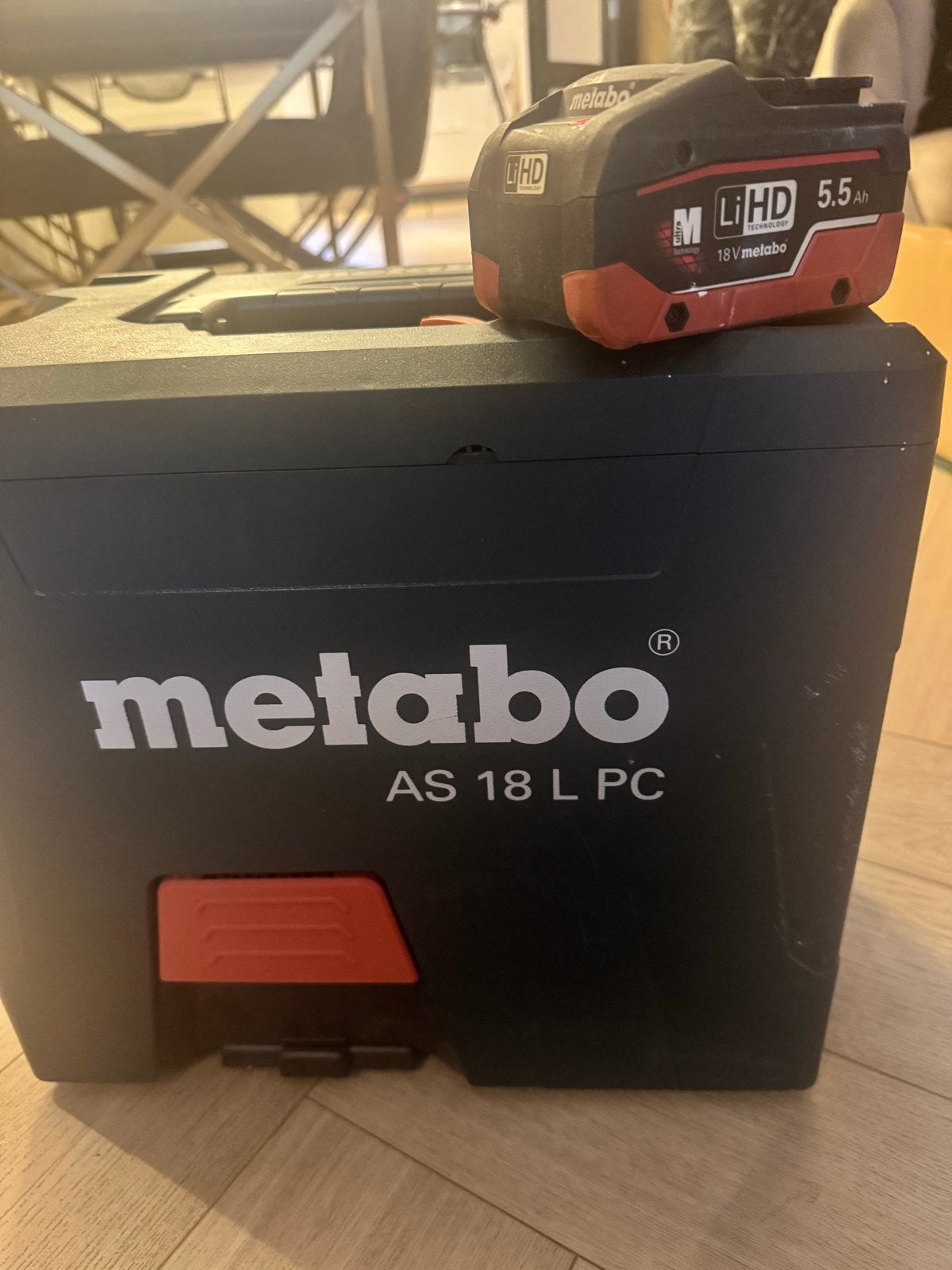 Metabo AS 18 L PC Accu Stofzuiger + Accu en lader, Ophalen, Overige merken, Gebruikt, Draadloos
