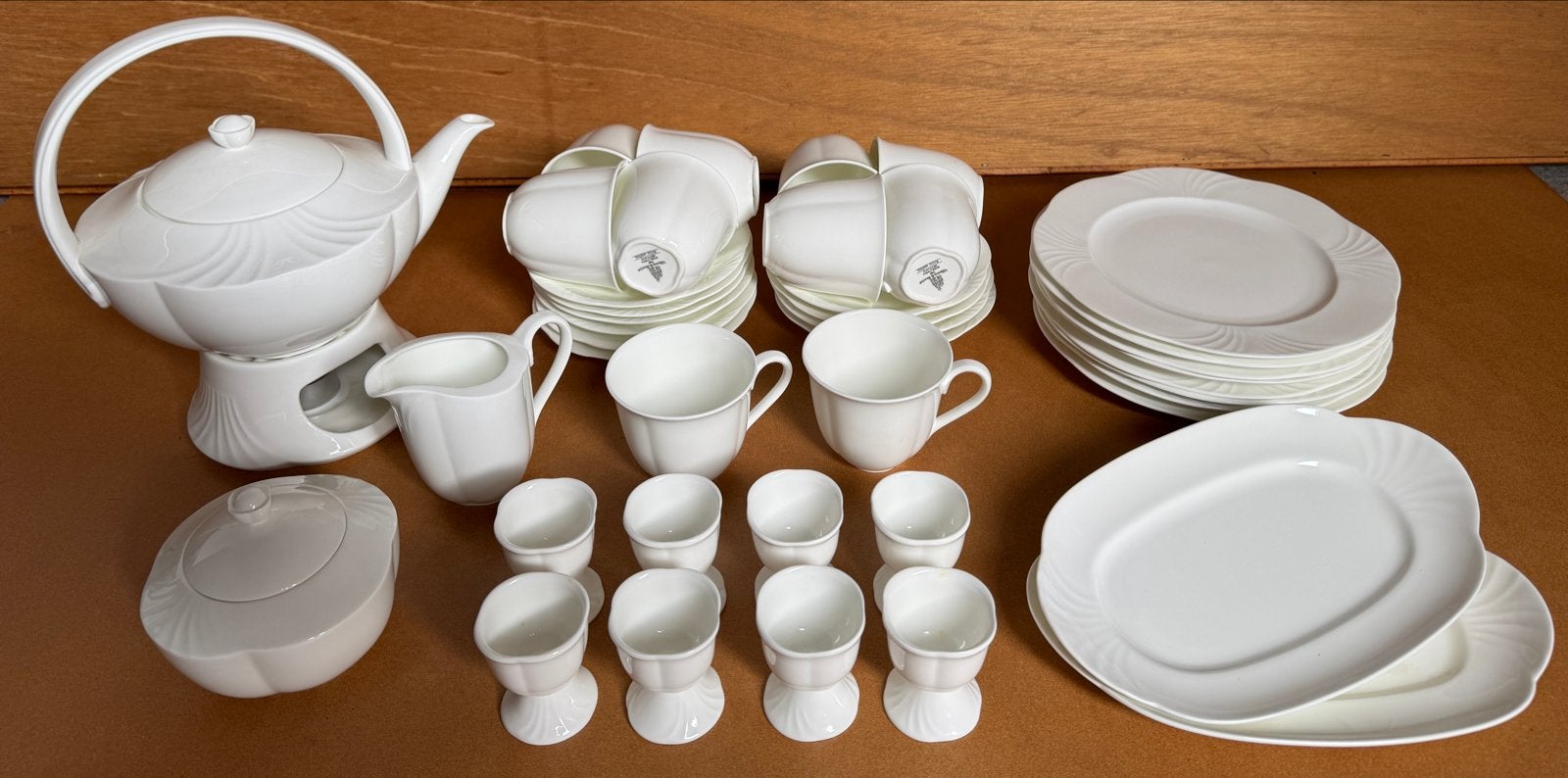 Villeroy & Boch Arco Weiss Ontbijtservies - 8 pers, 32-delig, Ophalen, Zo goed als nieuw, Porselein, Compleet servies