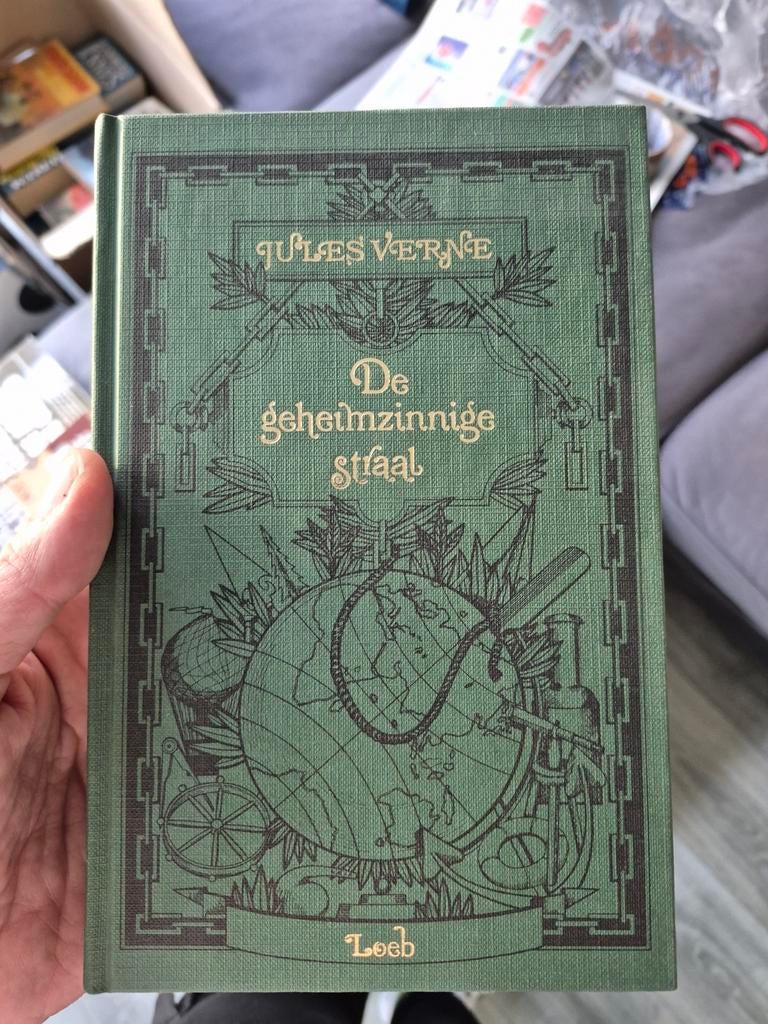 Jules Verne - De geheimzinnige straal (Loeb), Ophalen of Verzenden, Gelezen, Jules Verne, Europa overig