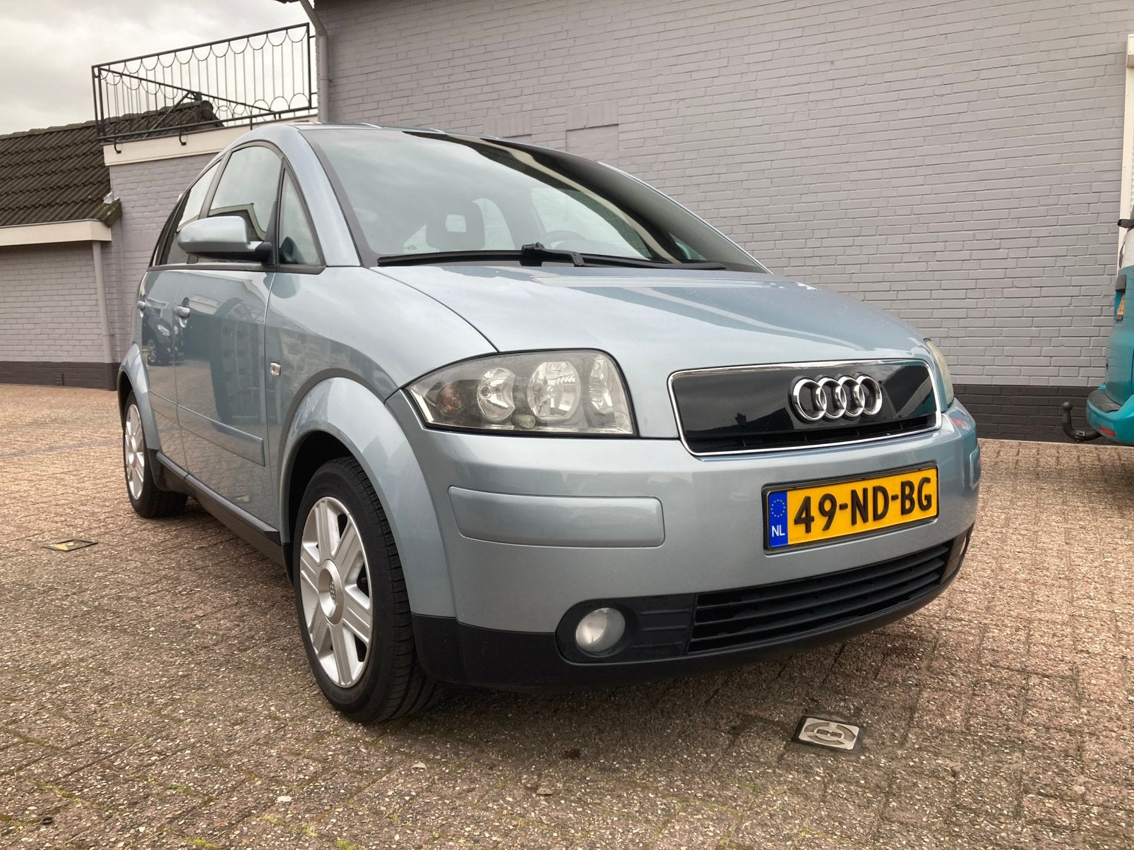 Audi A2 1.4 55KW 2003 Blauw , en audi gt coupe 5 cil 1983, Auto's, Audi, 74 pk, 31 €/maand, 4 cilinders, Origineel Nederlands