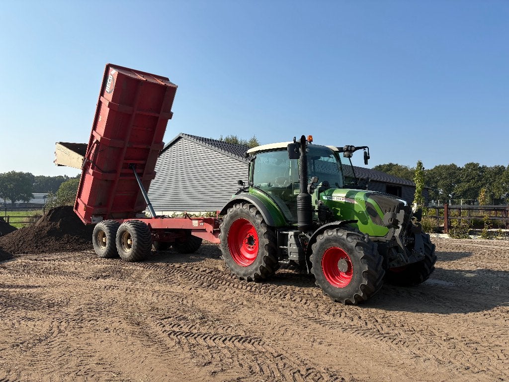 Fendt 312 Vario TMS met Beco 1200 Super Kipkar, Gebruikt, 120 tot 160 Pk, Ophalen of Verzenden, Fendt