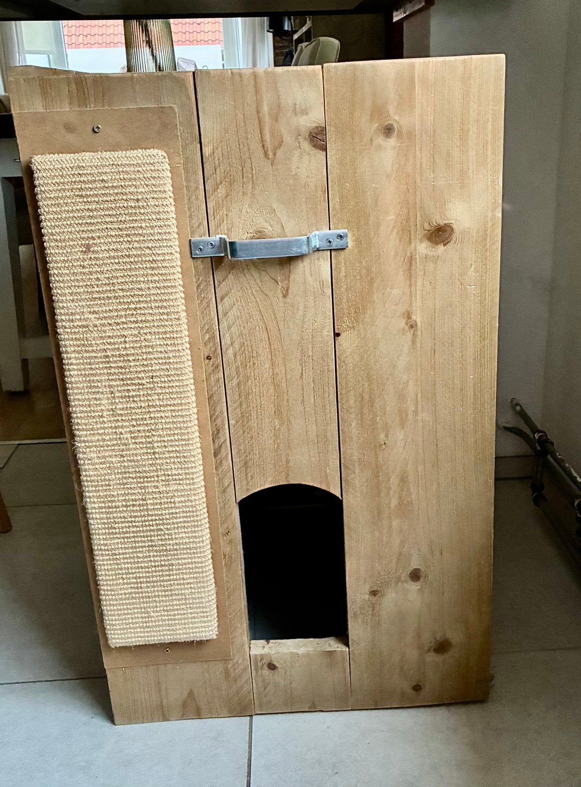 Kattenbak kast met krab planken, Ophalen, Gebruikt, Krabmeubel-onderdelen