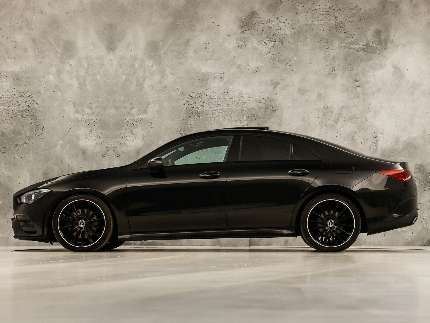 Mercedes-Benz CLA-Klasse 200 AMG Sport 163Pk Automaat (PANOR, Auto's, Gebruikt, 4 cilinders, Leder en Stof, Origineel Nederlands