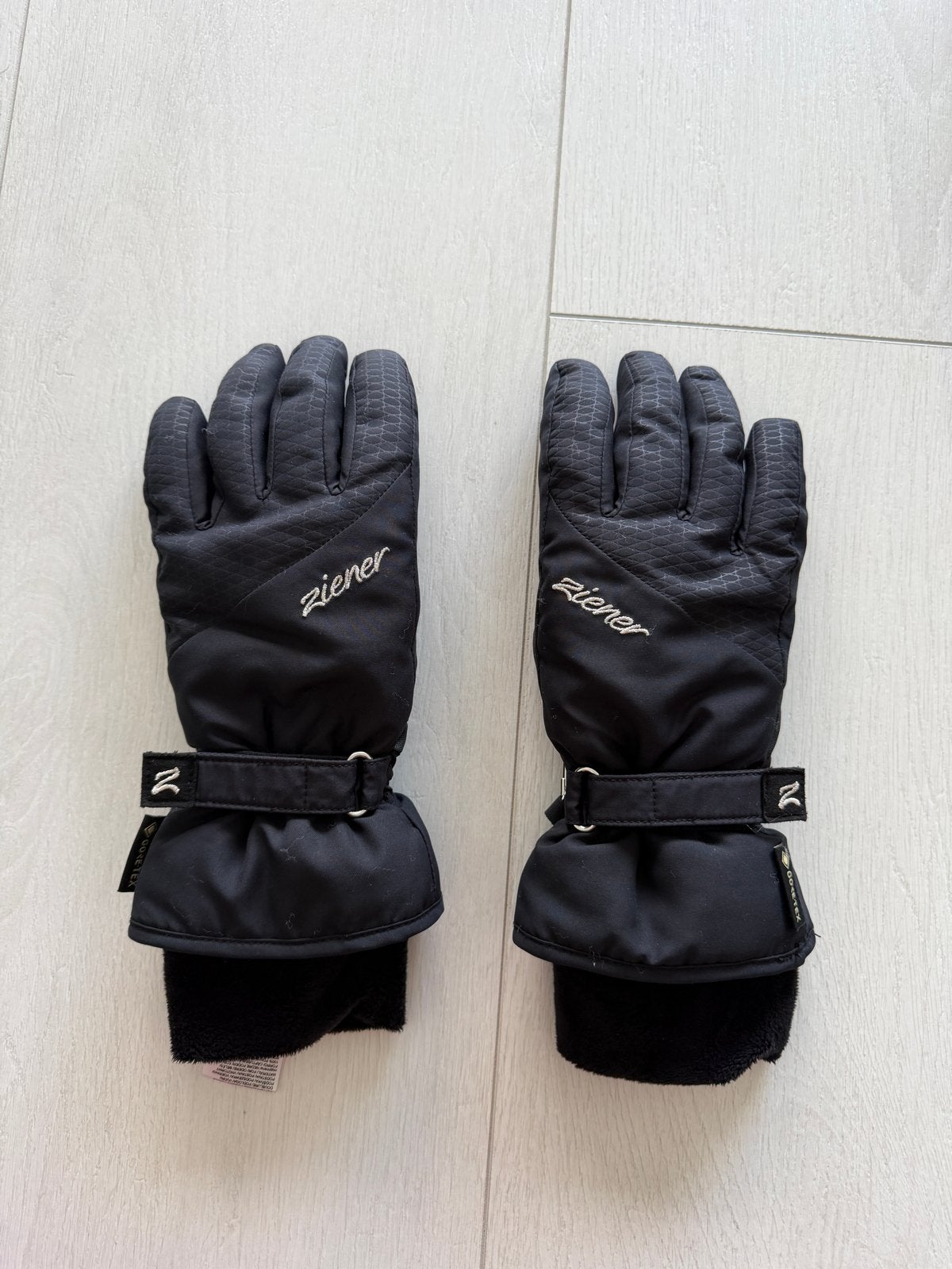 Ziener Klaire-Z GTX skihandschoenen dames zwart maat 7,5, Kleding | Dames, Wintersportkleding, Ophalen of Verzenden, Nieuw, Overige typen
