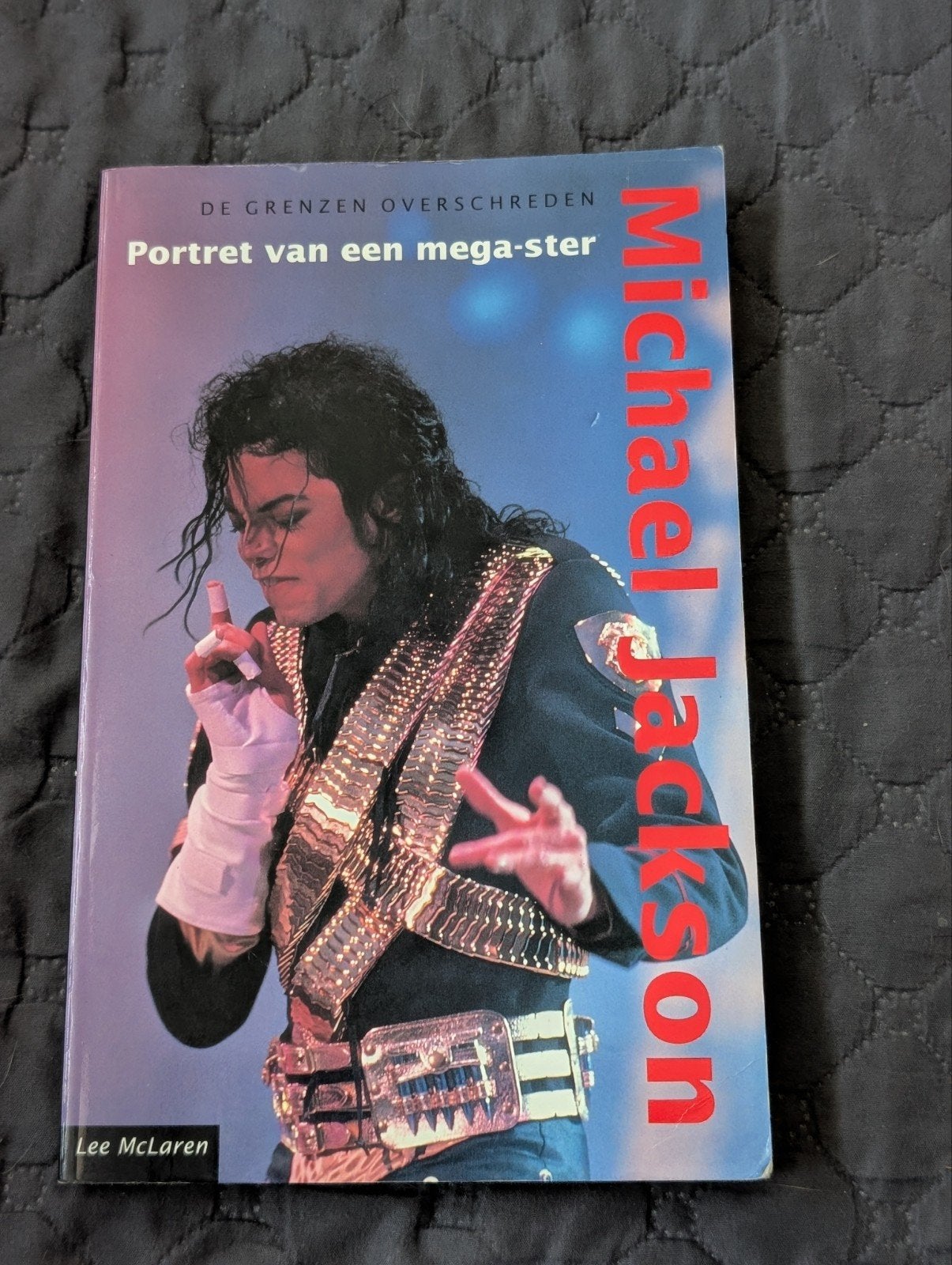 Michael Jackson: Portret van een mega-ster - Lee McLaren, Verzamelen, Verzenden, Zo goed als nieuw, Boek, Tijdschrift of Artikel