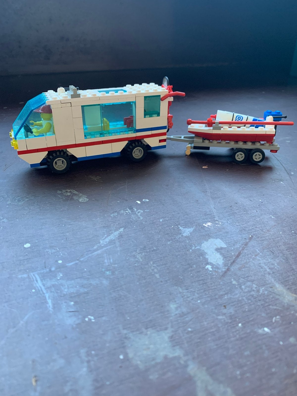 Foto 6 van Lego System 6351 Surfer met Camper en Boot