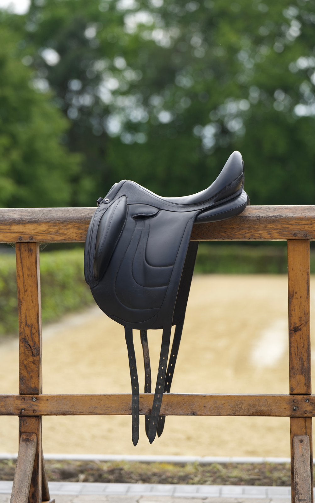 Devoucoux Makila Harmonie S 17,5 inch black glitter, Dieren en Toebehoren, Paarden en Pony's | Zadels, Ophalen, Dressuur