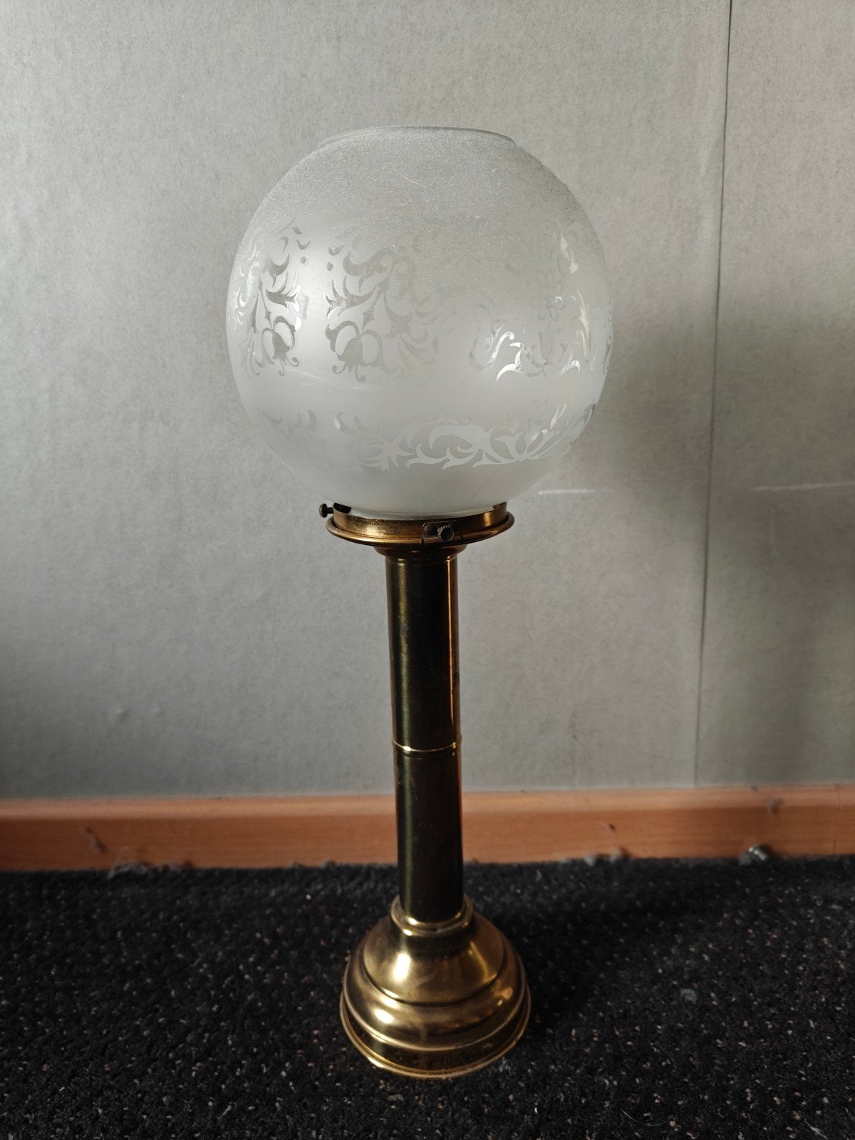 Vintage Messing Dinerlamp met Matglazen Bol en Bloemmotief, Ophalen of Verzenden