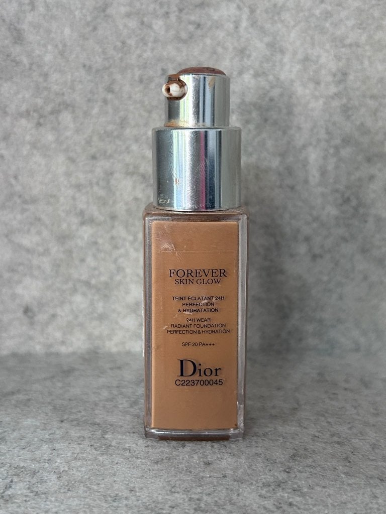 Dior Forever Skin Glow Foundation 4.5N, Gebruikt, Gehele gezicht, Beige, Ophalen of Verzenden