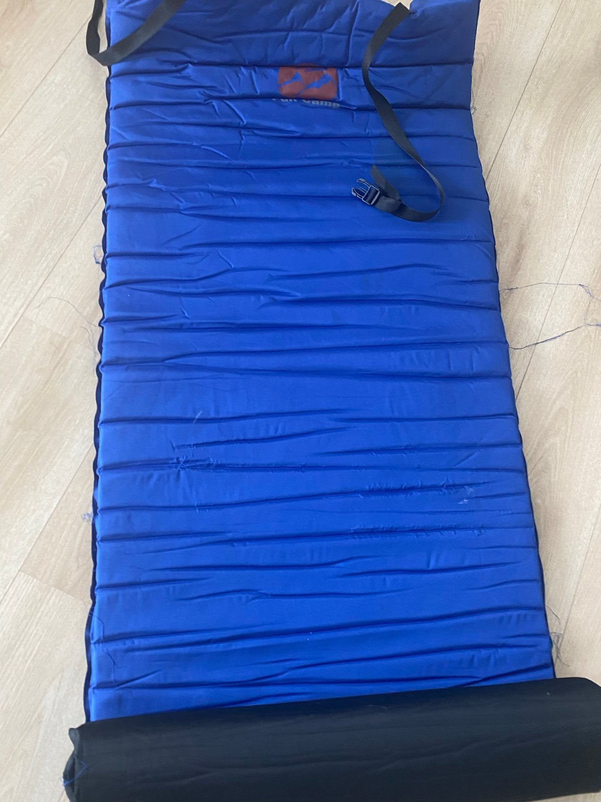 Comfortabele blauwe campmatras, Ophalen of Verzenden, Gebruikt, 1-persoons