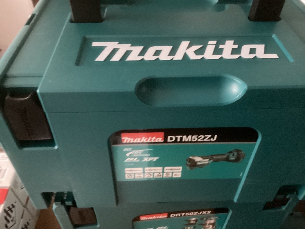 Nieuwe Makita DTM52ZJ Multitool Starlock Max 18V excl.accu´s, Ophalen of Verzenden, Nieuw, Minder dan 700 watt, Haakse handslijpmachine