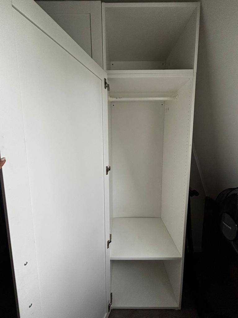 Wardrobe - good condition, Ophalen, 200 cm of meer, 50 tot 100 cm, Zo goed als nieuw