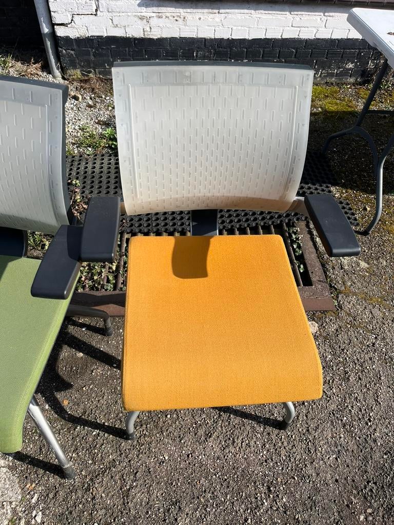 Arend stoelen 3 stuks 15 euro per stuk, Ophalen, Zo goed als nieuw