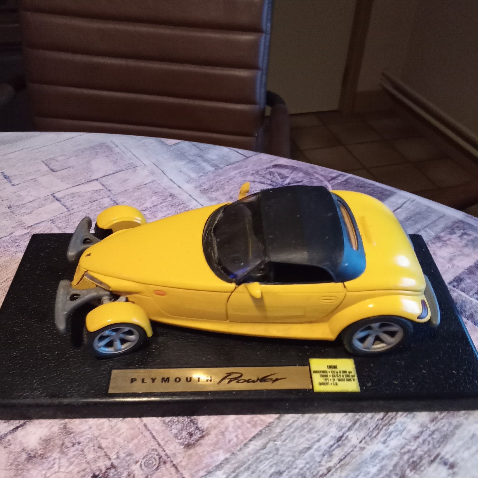 Modelauto Plymouth Prowler, Ophalen