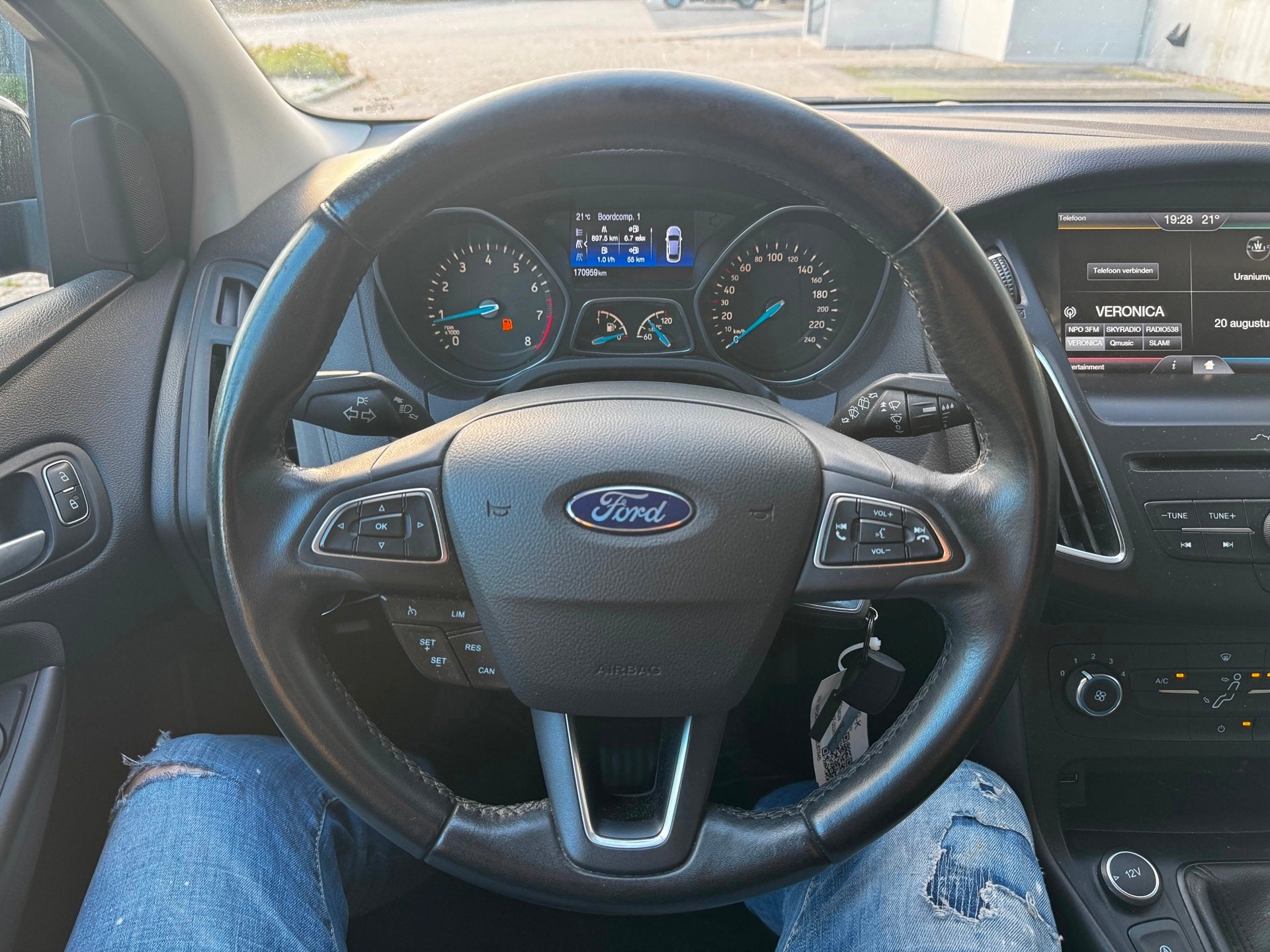 Ford Focus Wagon 1.0 Trend|NAVI|PSENSOR|CRUISE|IJSKOUD AIRCO, Auto's, 101 pk, Gebruikt, Euro 6, Zwart