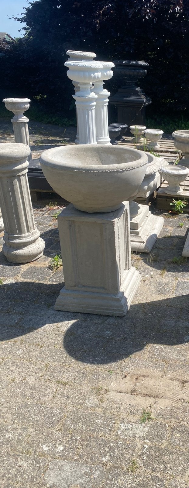 Nog 1 betonnen schaal op pilaar - 60 cm hoog 40 breed zuil, Tuin en Terras, Tuinvazen, Ophalen, Nieuw