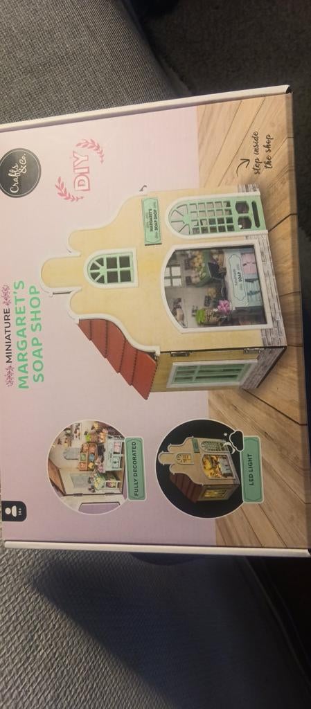 DIY Miniatuur Margareth's Zeepwinkel met LED-verlichting, Ophalen, Nieuw, Gebouwen, Knutselset
