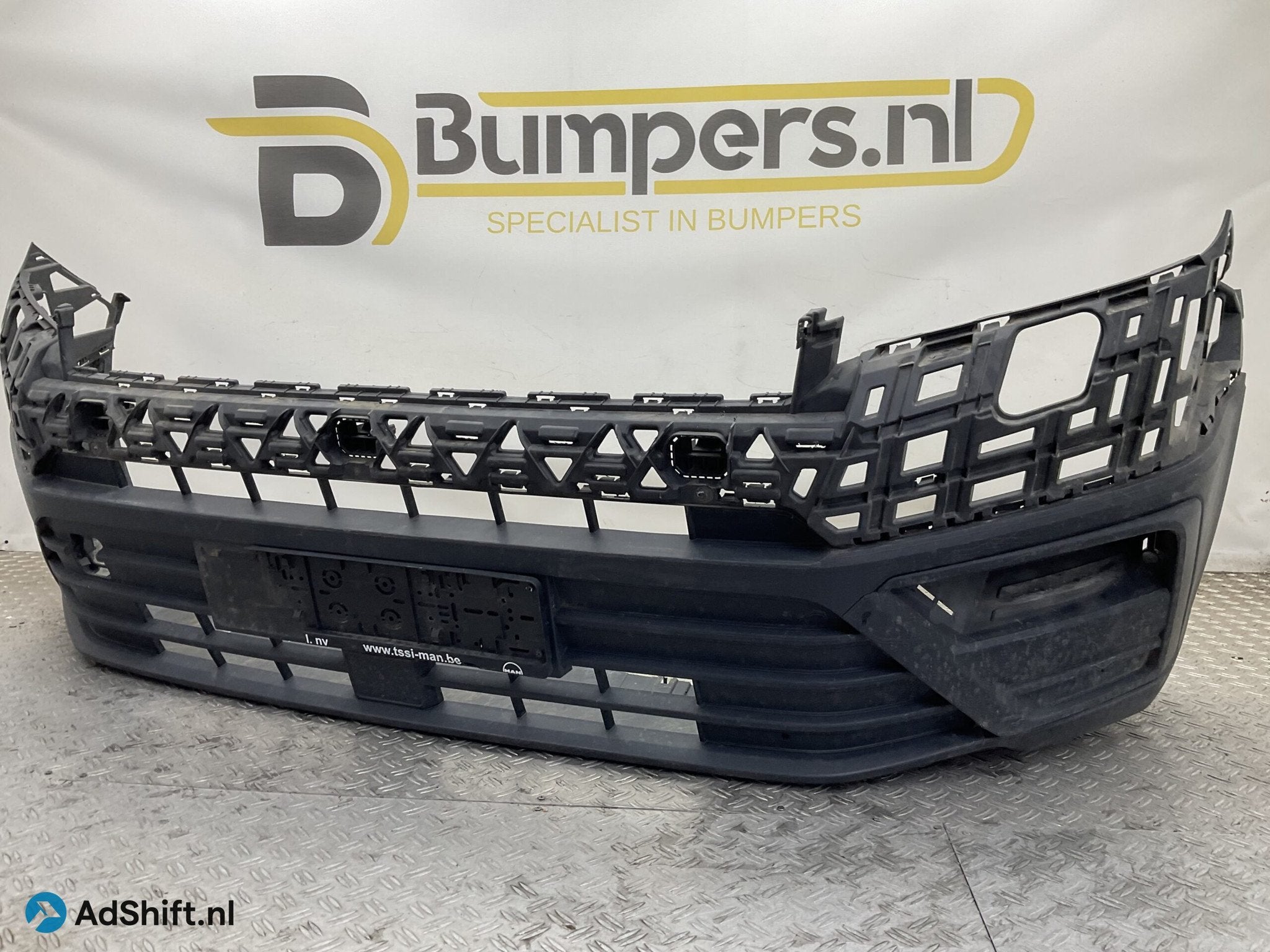 Bumper Volkswagen Crafter 7C0 17-22 7C0807221A Voorbumper G5, Bumper