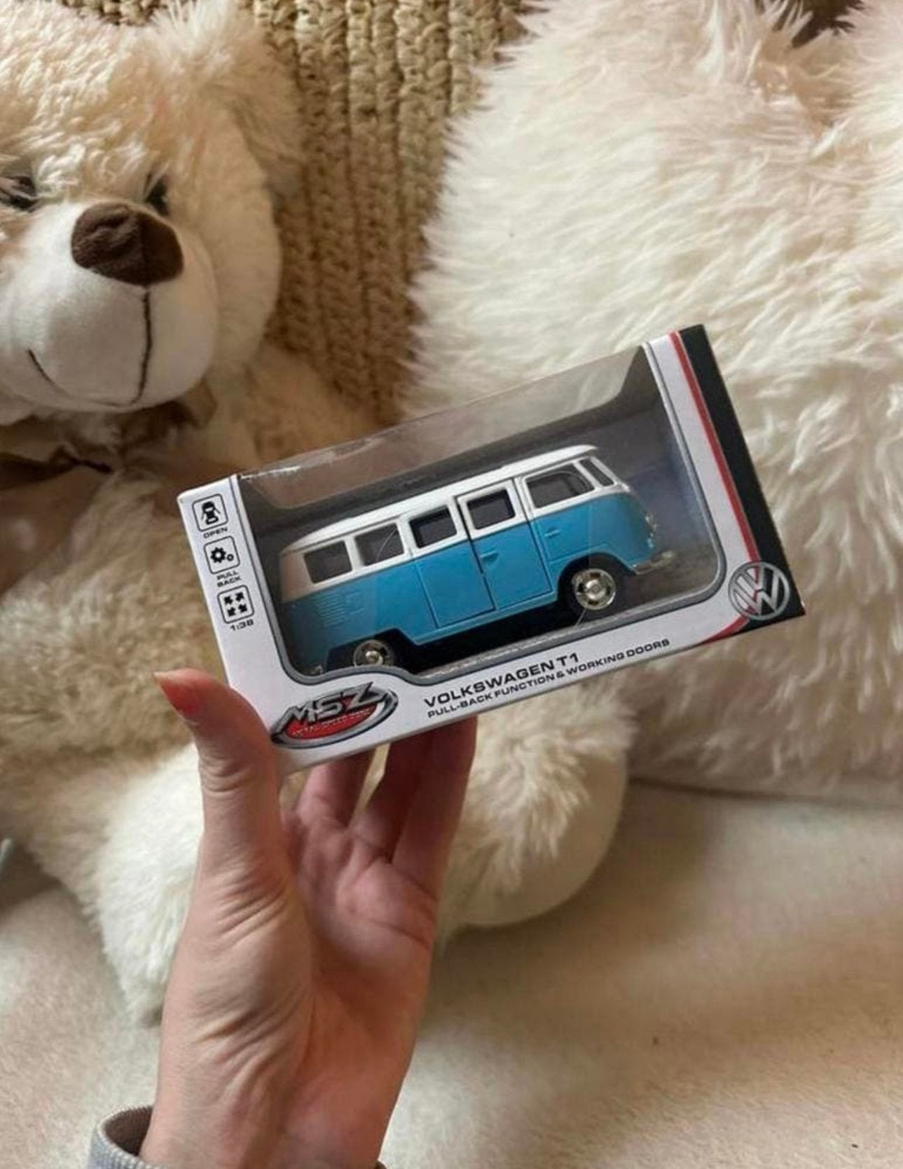 Nieuw in verpakking: diecast t1 volkswagen busje 1:38, Verzamelen, Ophalen of Verzenden, Zo goed als nieuw