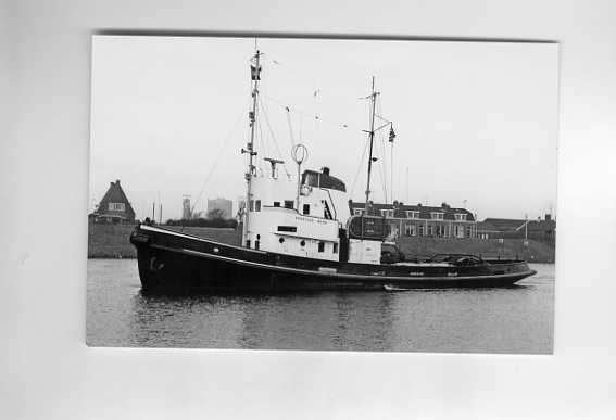 scheepvaart-foto-vernicos nena/victory, Ophalen of Verzenden, Zo goed als nieuw, Motorboot, Boek of Tijdschrift