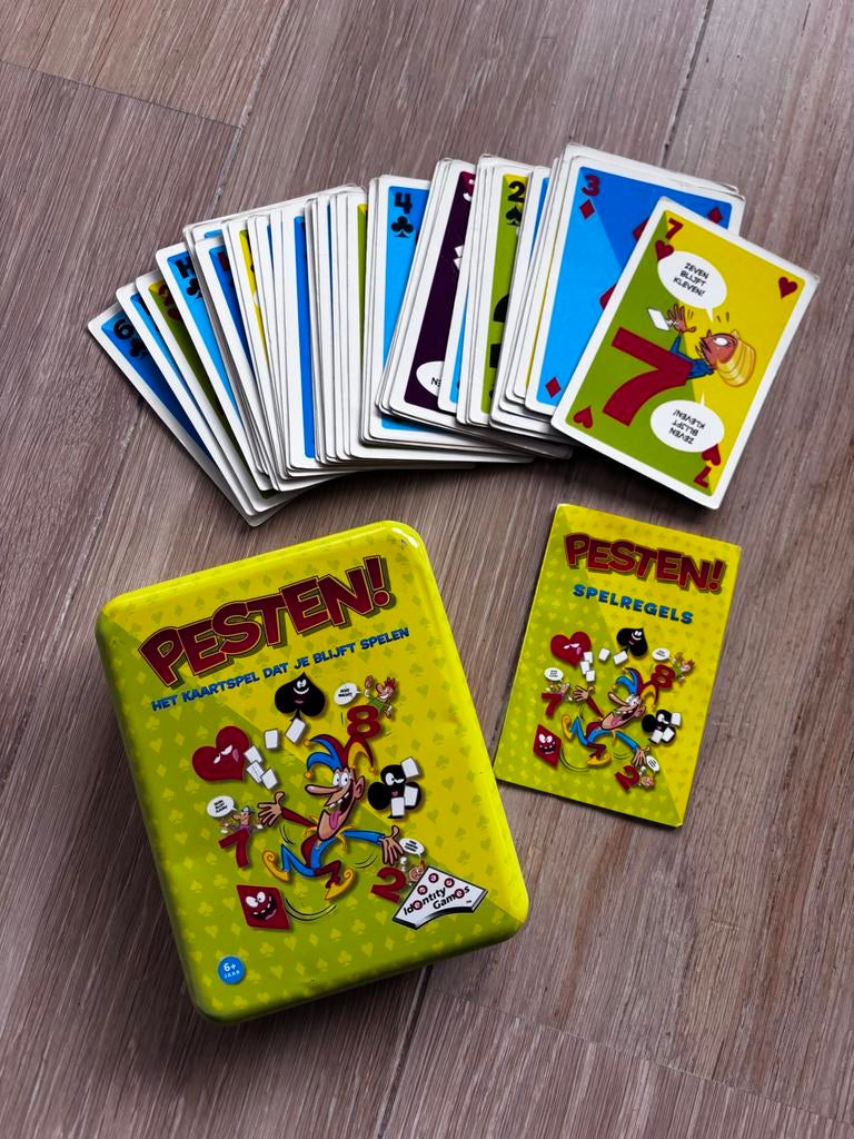Pesten! Het kaartspel dat je blijft spelen - Identity Games, Drie of vier spelers, Ophalen of Verzenden, Gebruikt