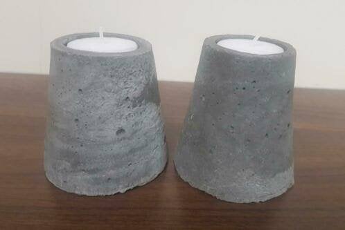 2 stenen kandelaars voor waxinelichtjes, 8 cm, Ophalen of Verzenden, Zo goed als nieuw, Grijs