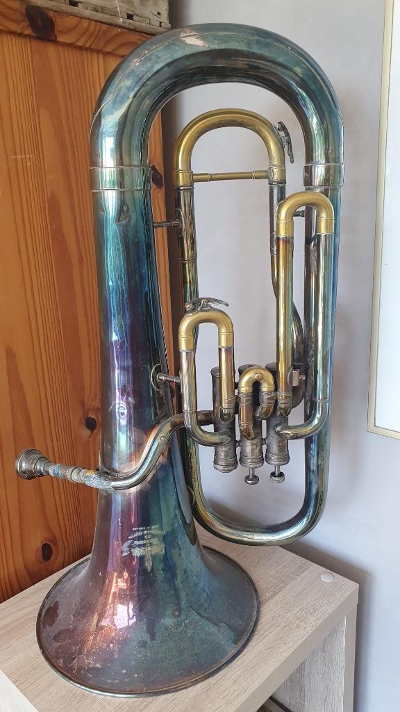 Tuba 2 instrumenten uit nalatenschap - 2, Muziek en Instrumenten, Blaasinstrumenten | Tuba's, Ophalen, Gebruikt, Overige typen