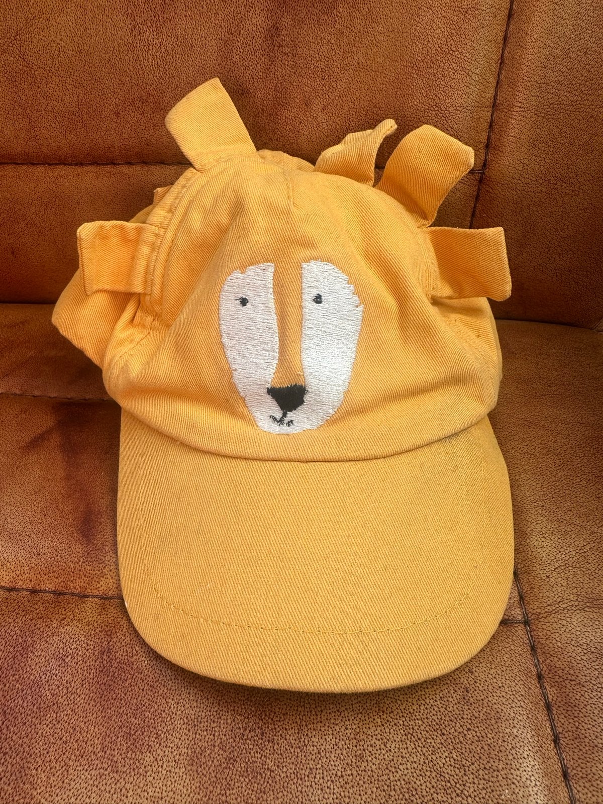 Trixie Pet Gele Leeuwenpet - Amper gedragen!, Kinderen en Baby's, Kinderkleding | Mutsen, Sjaals en Handschoenen, Jongen of Meisje
