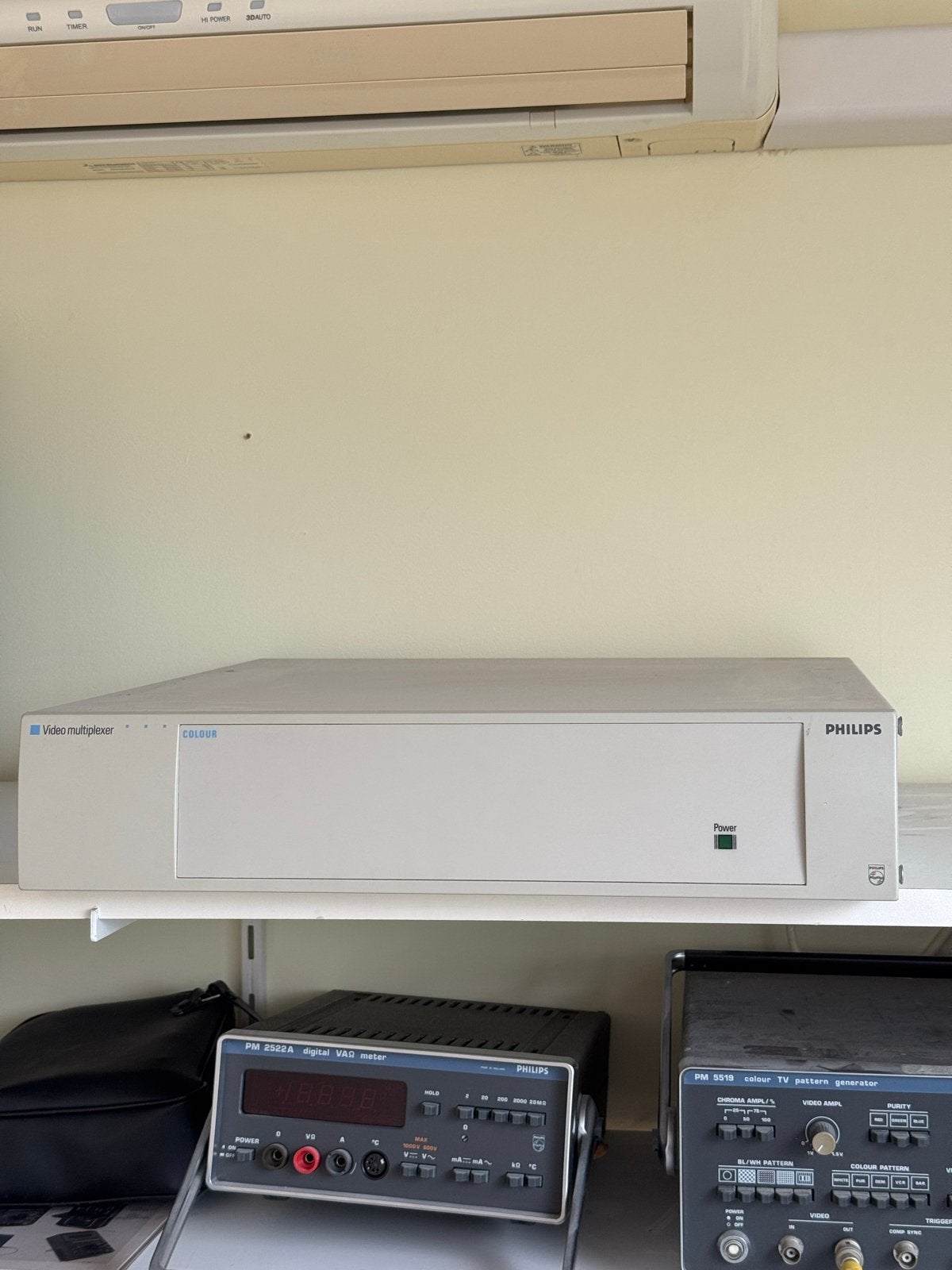 Philips Video Multiplexer en Pioneer LaserDisc Speler, Ophalen of Verzenden, Gebruikt, Video