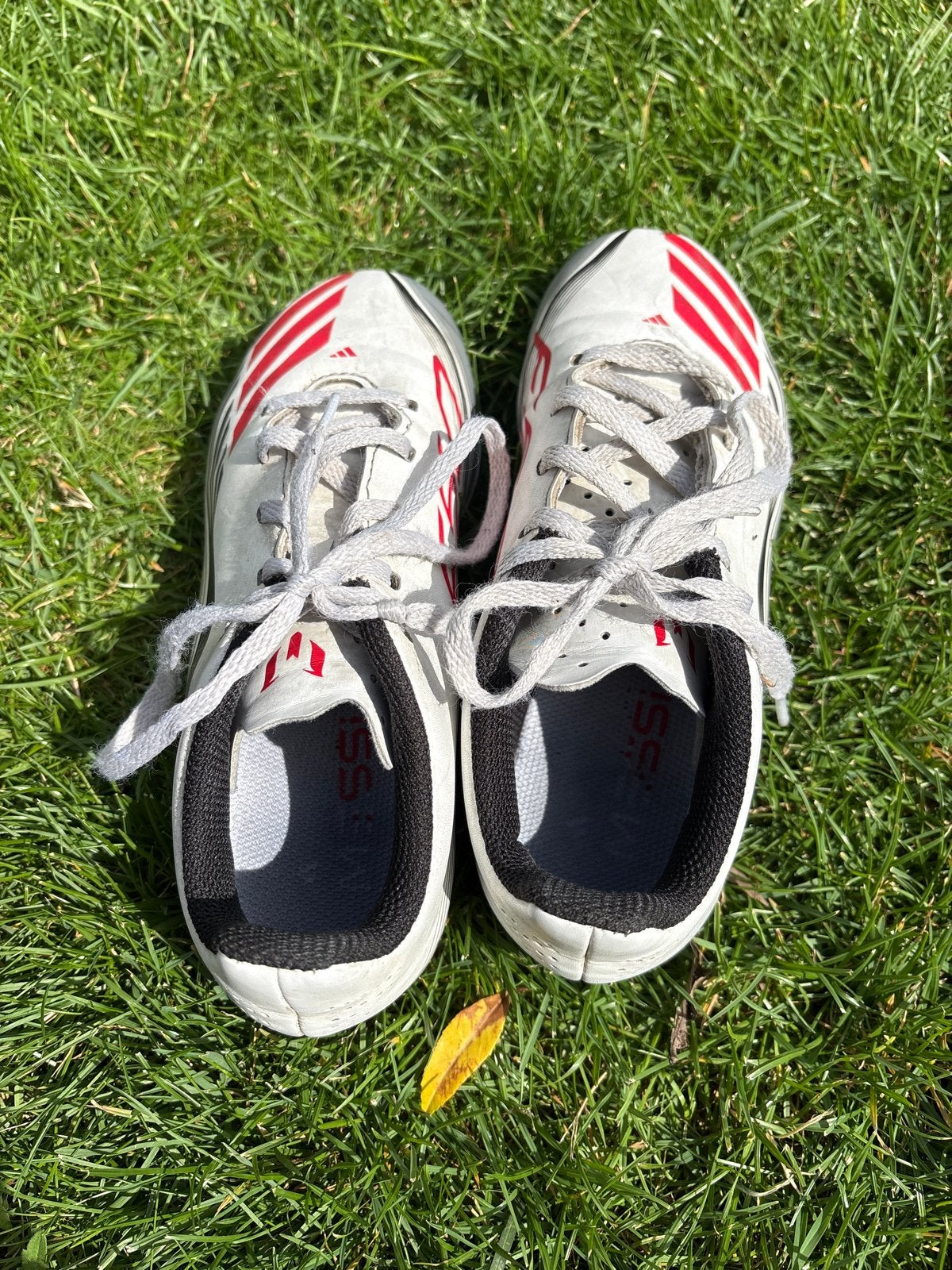 Adidas Messi voetbalschoenen - Maat 33, Ophalen, Gebruikt, Schoenen