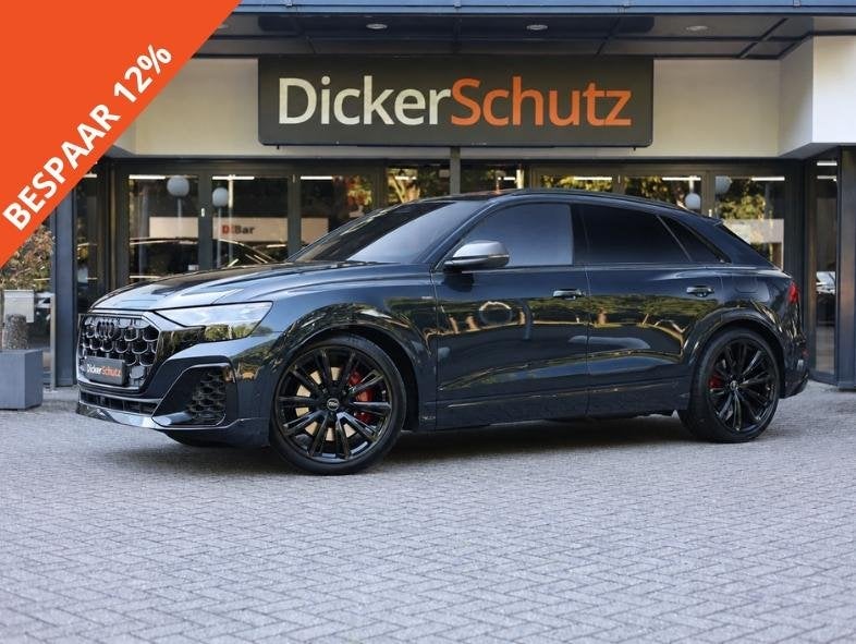 Audi Q8 60 TFSIe Competition Vierwielb. | Carbon | Massage |, Auto's, Audi, Automaat, 2995 cc, 26 kWh, Bedrijf