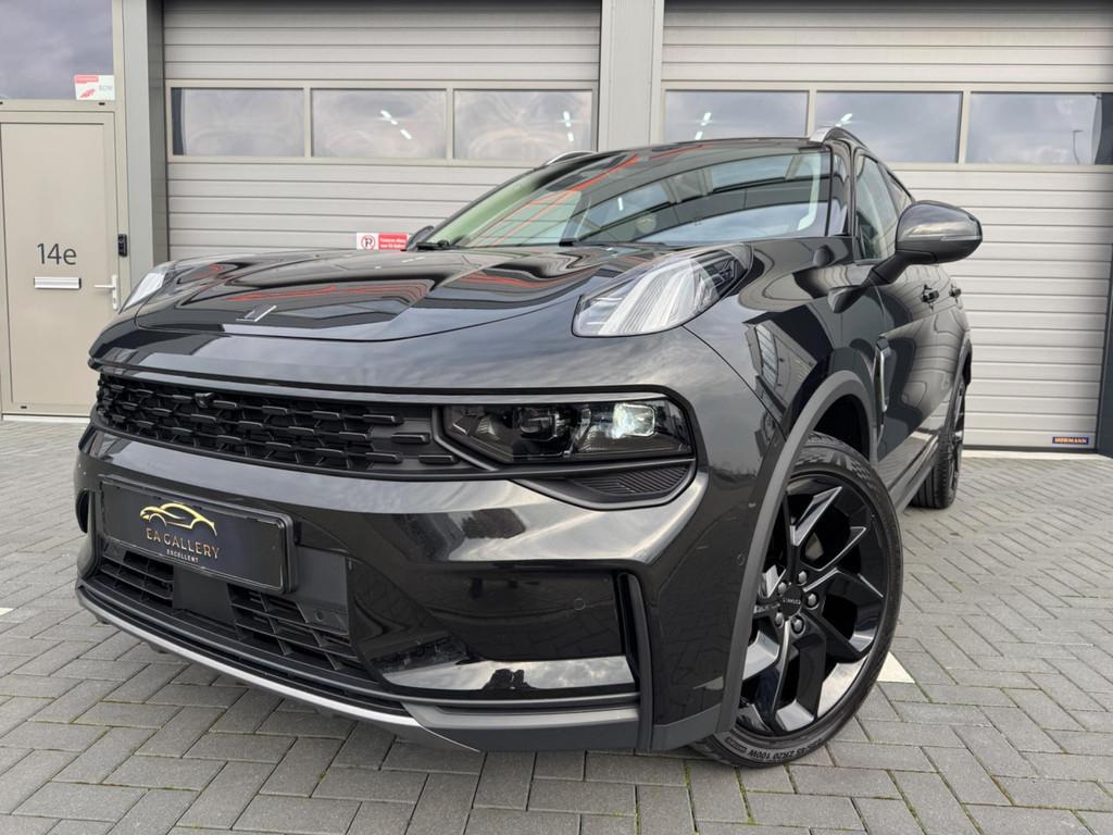 Lynk & Co 01 1.5 Bomvol Black Edition 261PK 360Camera Zwar, Auto's, Lynk & Co, Euro 6, Bedrijf, 1854 kg, 3 cilinders