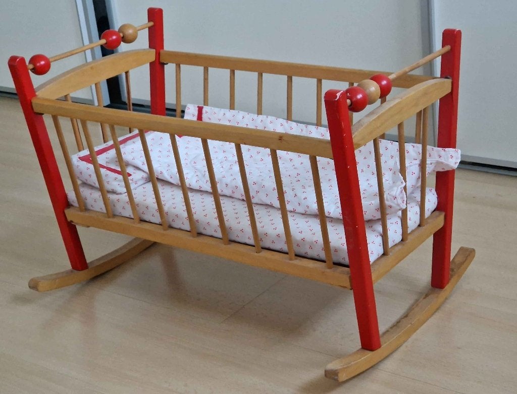 schommelbedje nieuwstaat! voor pop(speelgoed)+ beddengoed!, Ophalen of Verzenden, Zo goed als nieuw, Jongen of Meisje