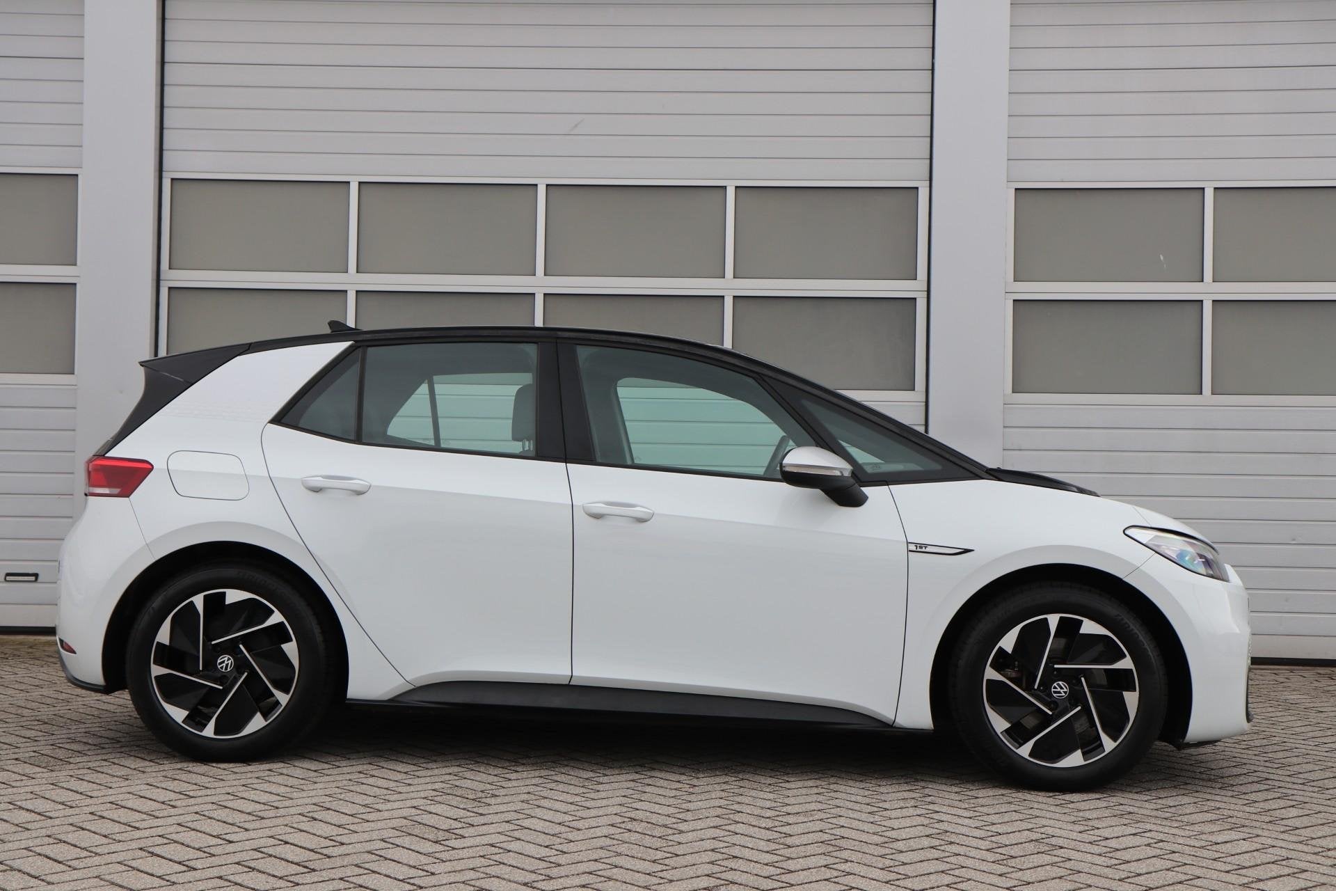 Volkswagen ID.3 First 58 kWh 204pk | Parkeersensoren | Navig, Auto's, Automaat, Gebruikt, 375 min, ID.3