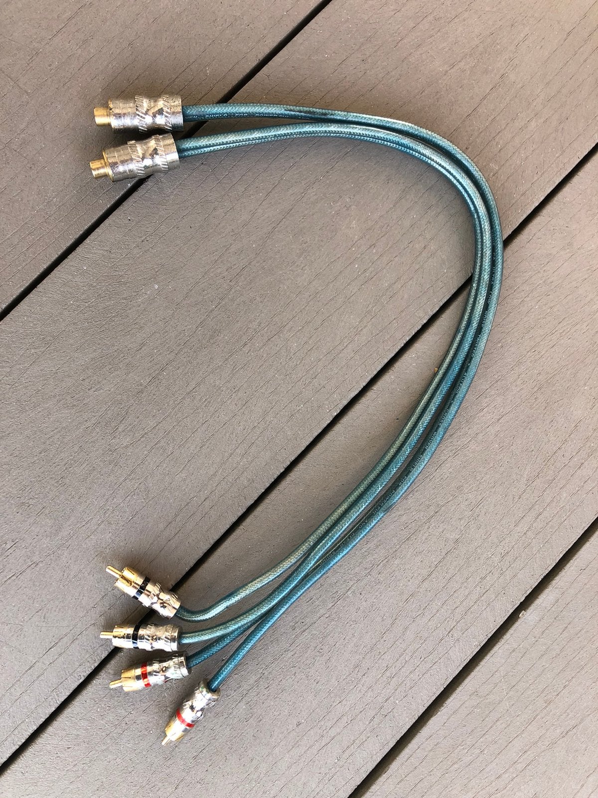 Hoogwaardige RCA / Tulp Audiokabel Vergulde Connectoren, Ophalen of Verzenden, Zo goed als nieuw, Minder dan 2 meter, Interlink-kabel